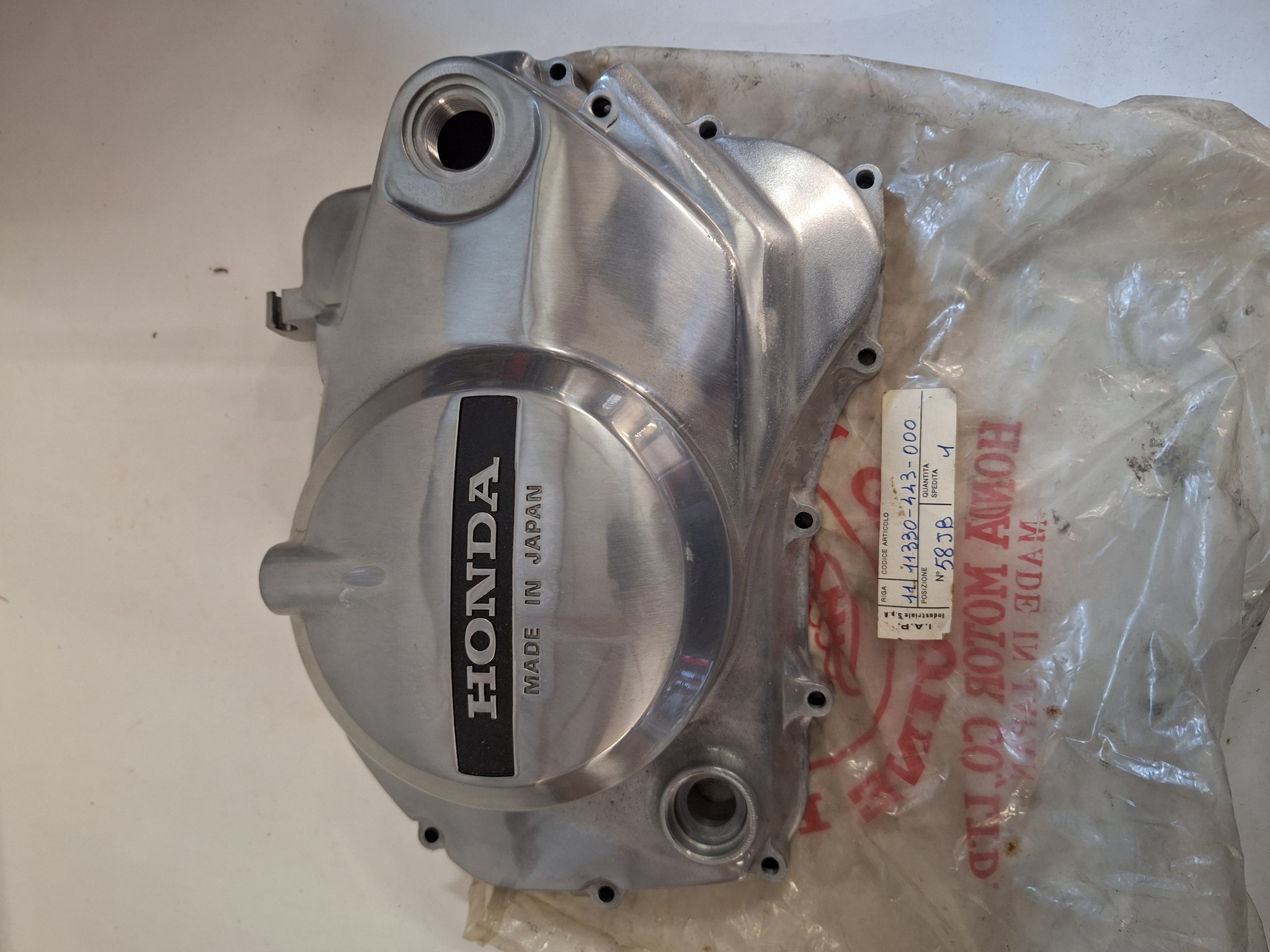 Picture of COVER,R.CRANKCASE  11330-443-000